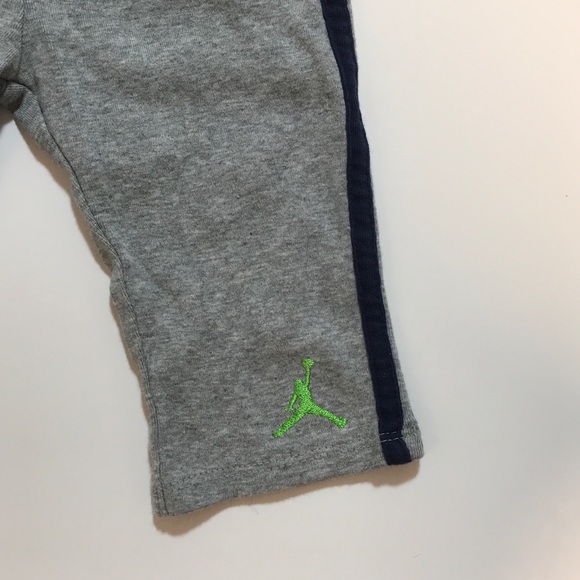 Boys | Jordan Sweat Pants - Picture 2 of 4